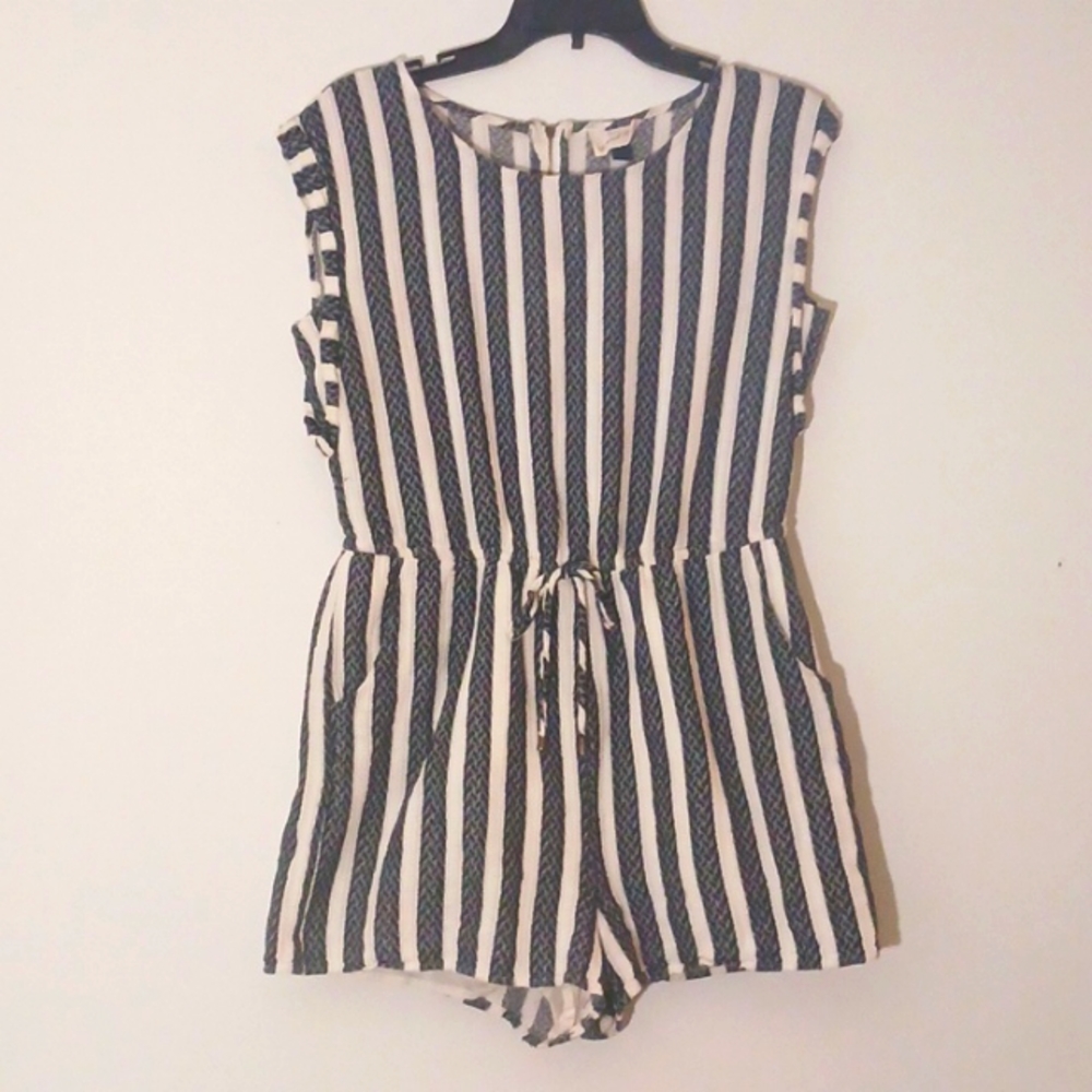 Sleeveless Romper L